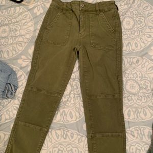 Olive High Rise Jegging crop